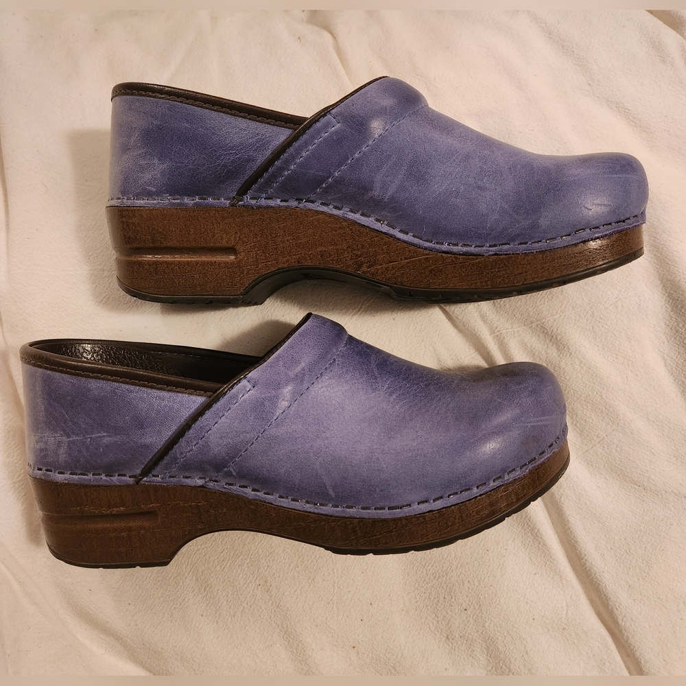 Dansko Nursing Shoes